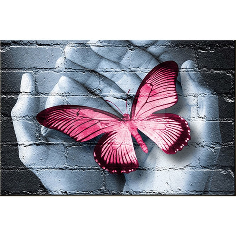 Butterfly in the hand Diamond Painting Kit - DIY